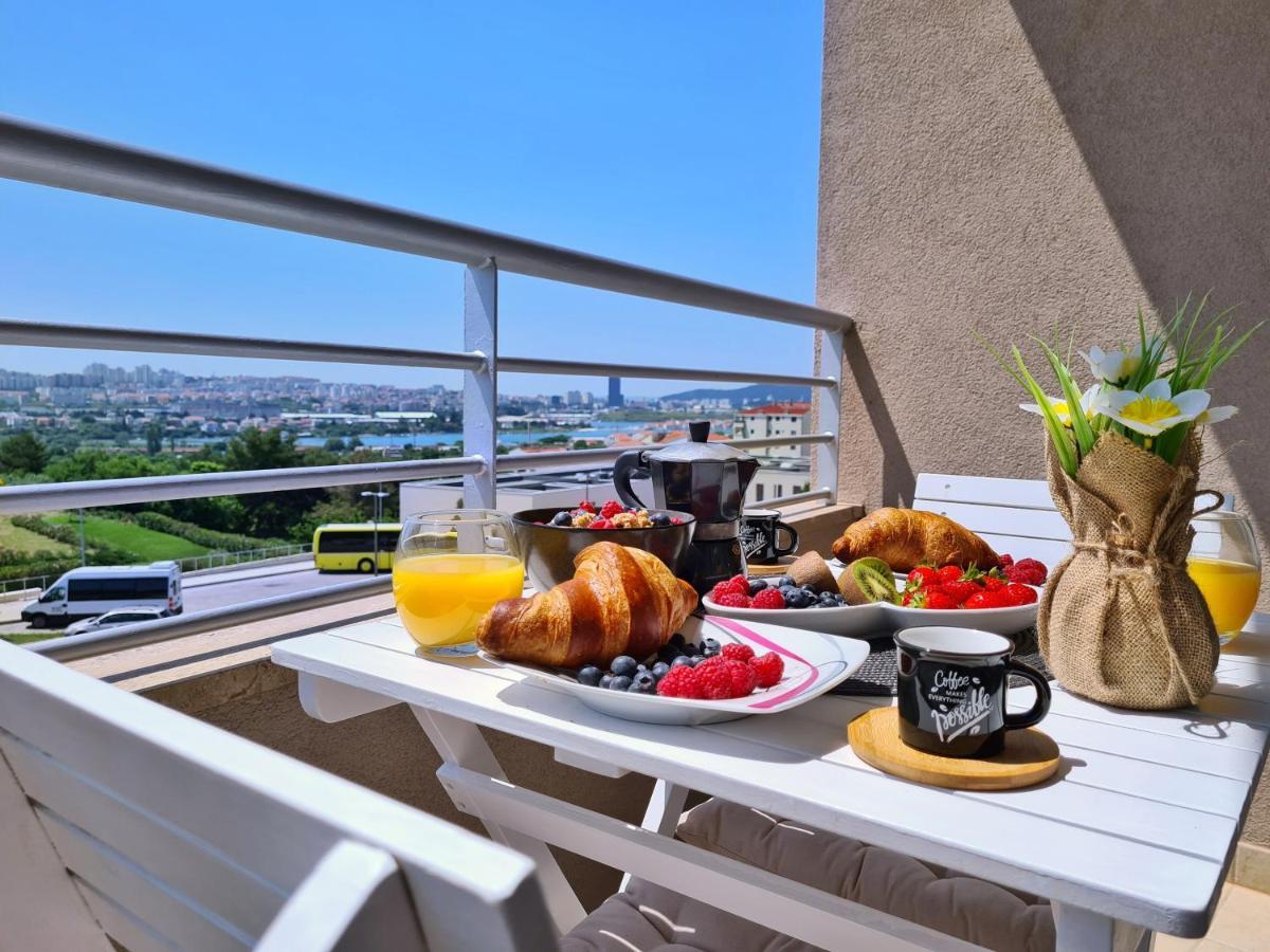 Luxury Apartment Salona Exterior photo