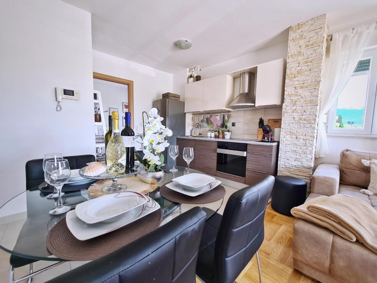 Luxury Apartment Salona Exterior photo